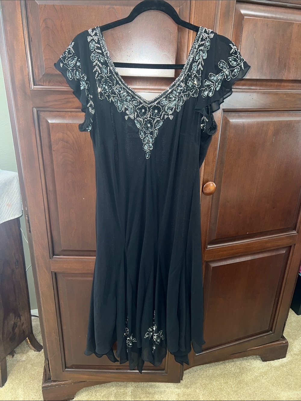 J Kara Black Beaded V-Neck Evening Tunic